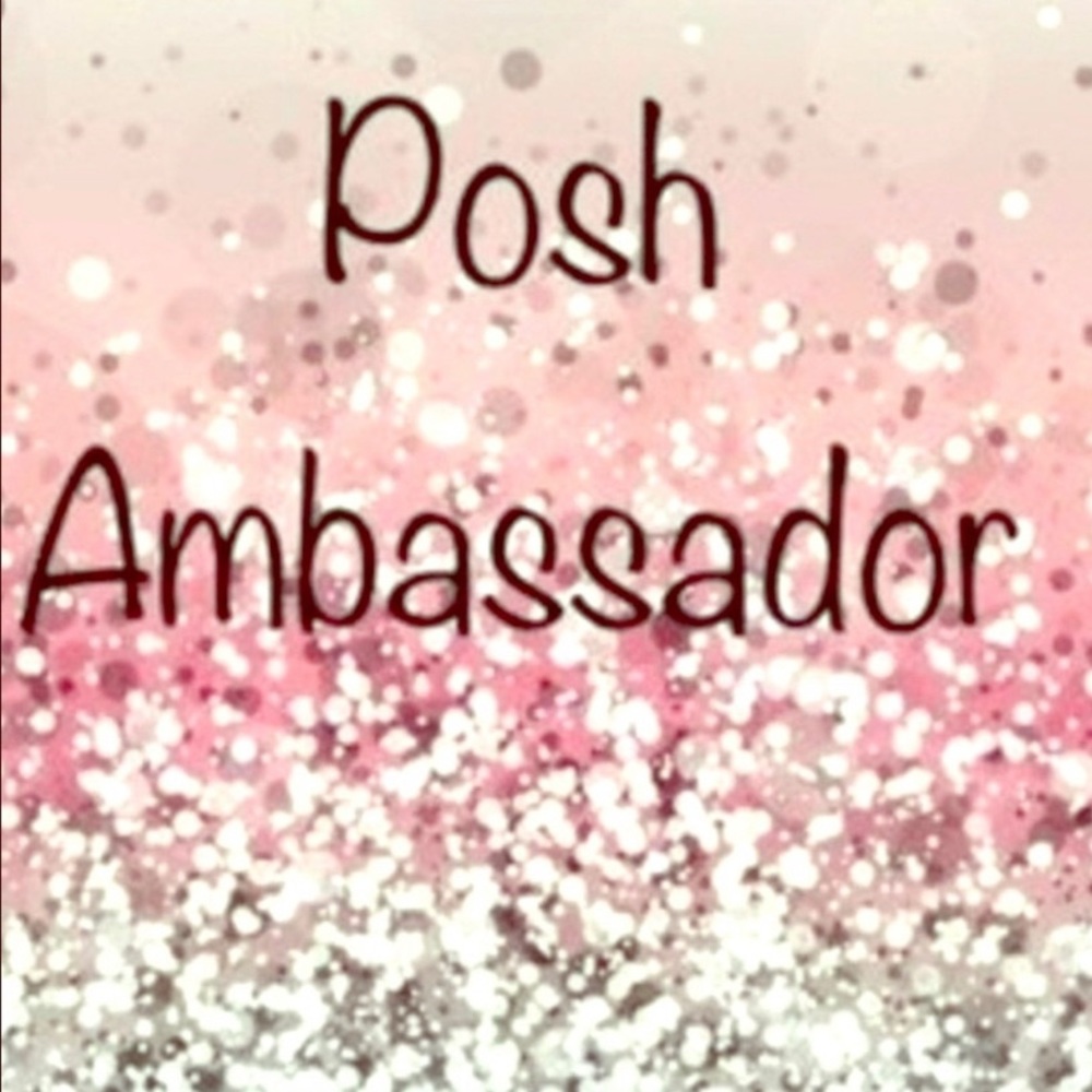 POSHMARK AMBASSADOR 😎😍😍❤️💕